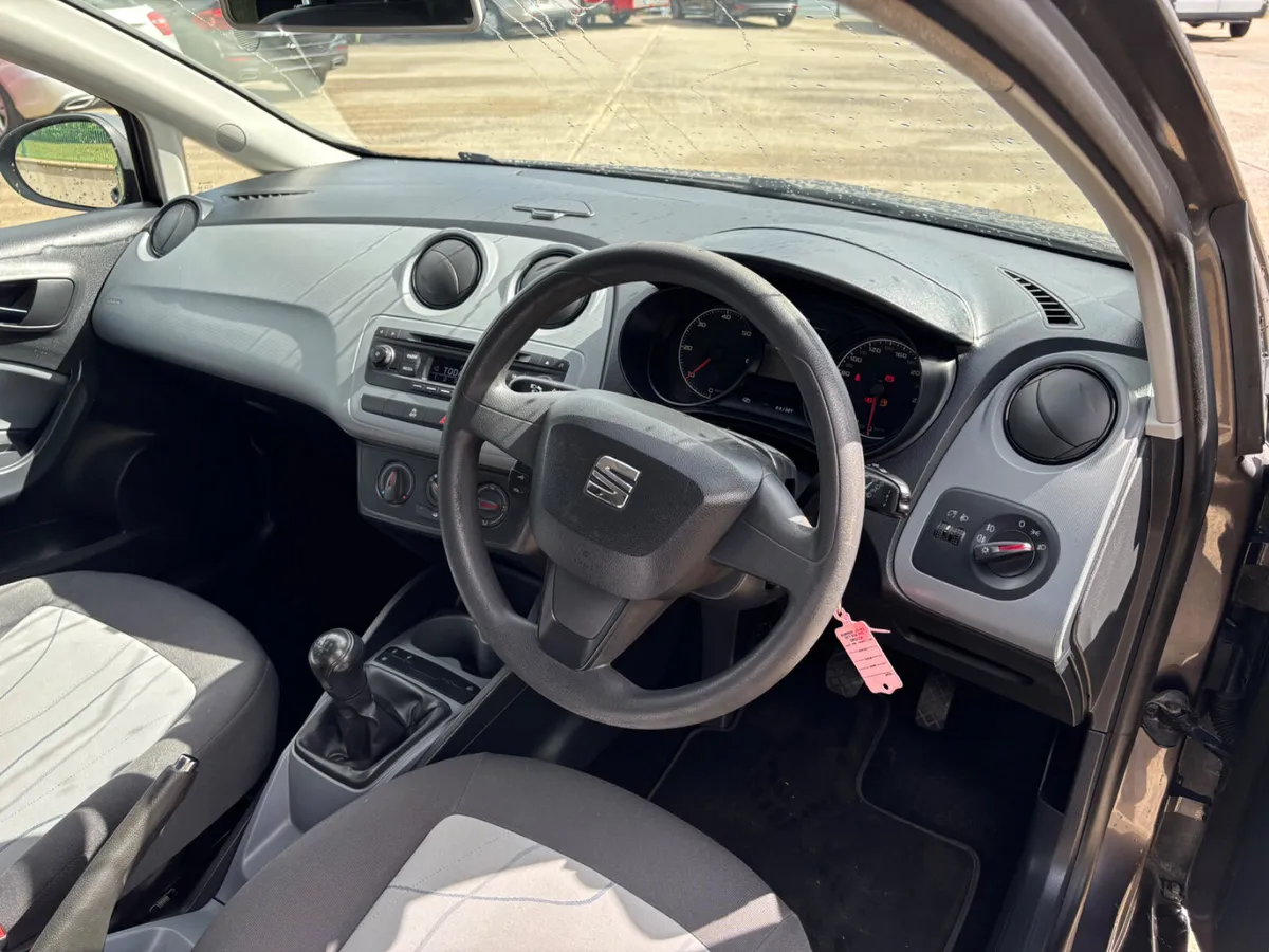 SEAT Ibiza 2015 DIESEL - Image 2