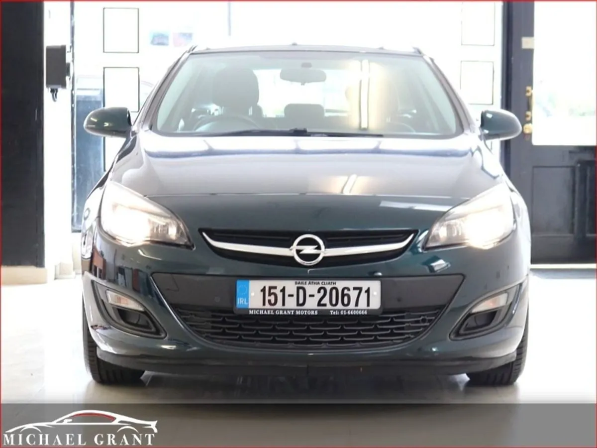 Opel Astra Estate 1.4 Petrol 100PS SC Only 75km / - Image 2