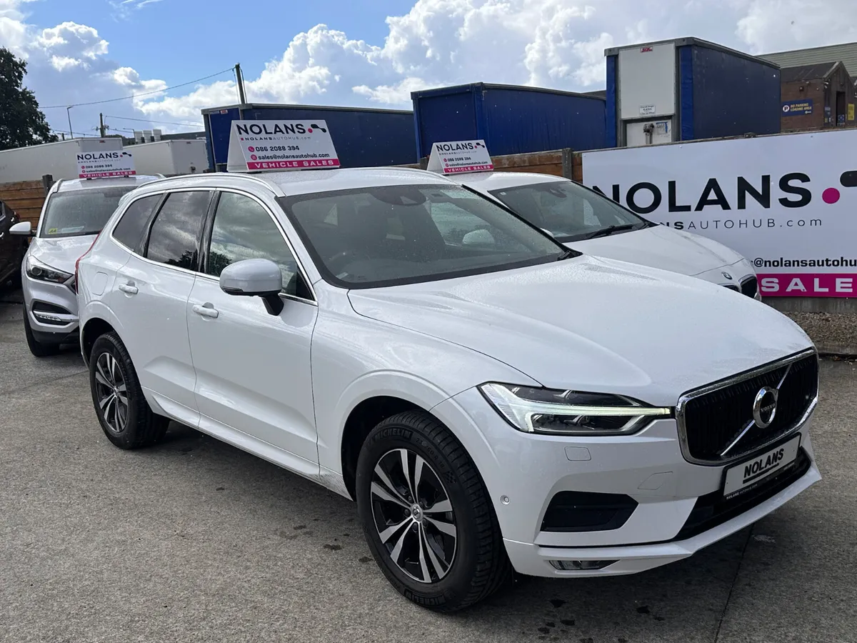 Volvo XC60 D4 AWD MOMENTUM - Image 1