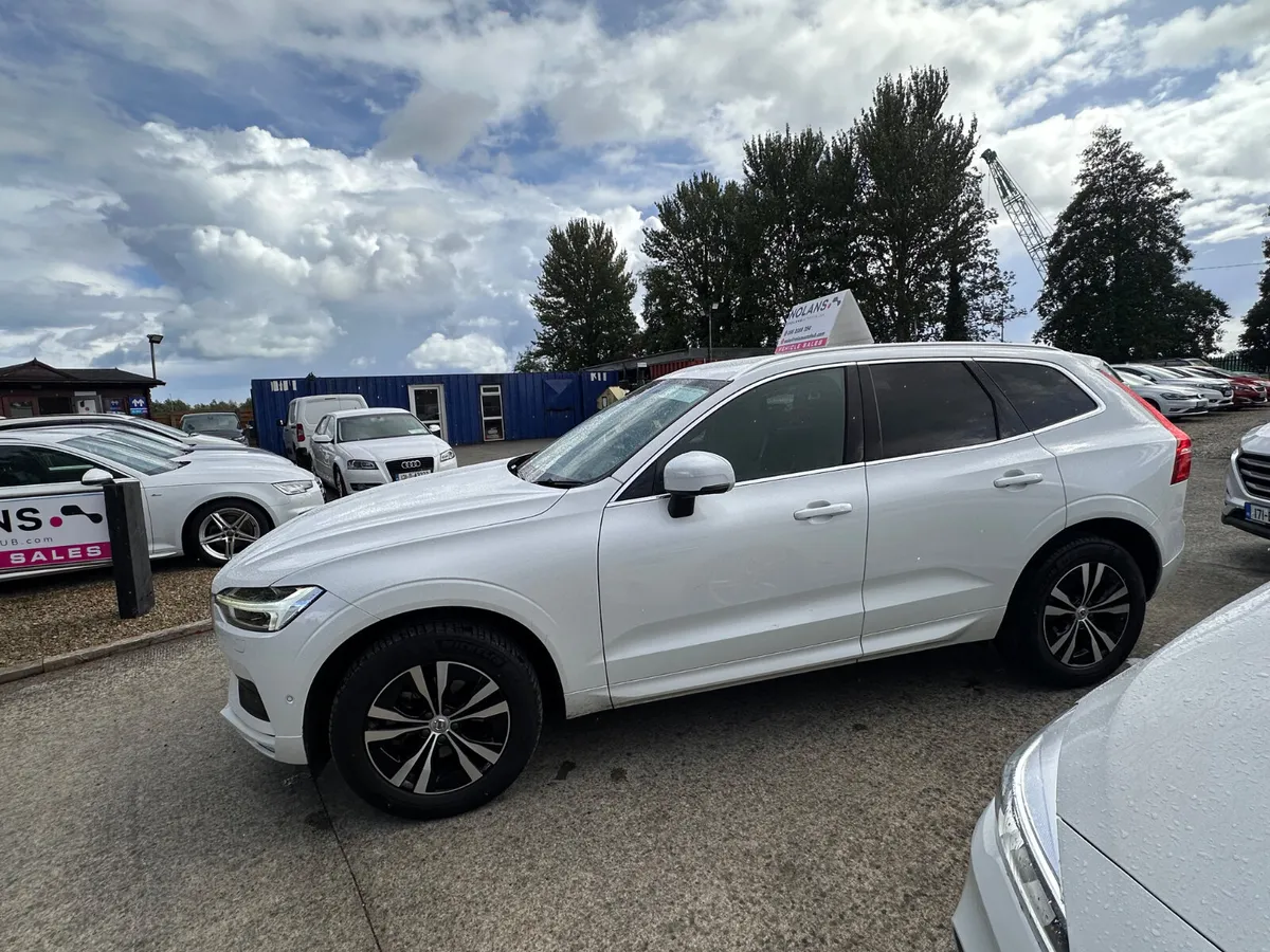 Volvo XC60 D4 AWD MOMENTUM - Image 4