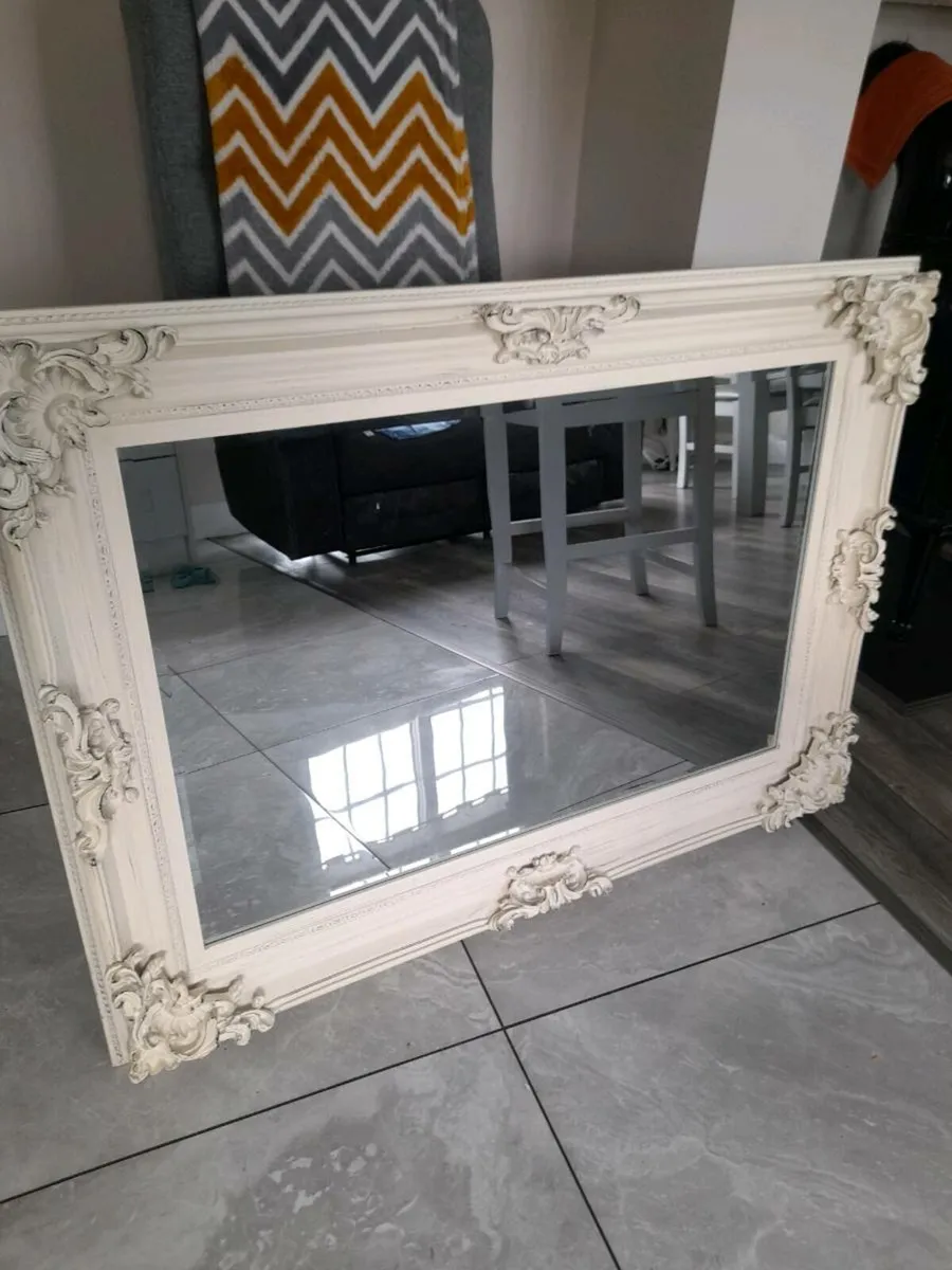Mirror - Image 1
