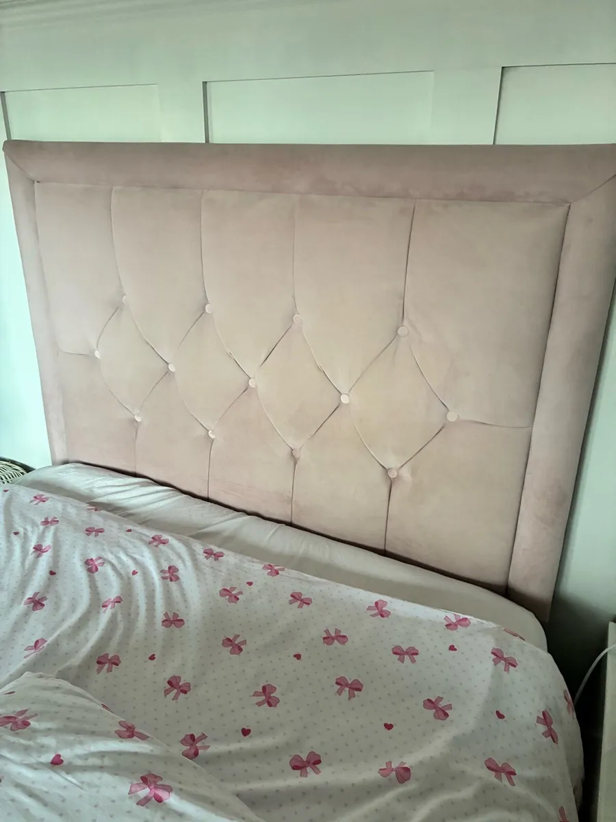 Double Bed 4ft & Headboard with 2 Drawers in Pink - Image 2