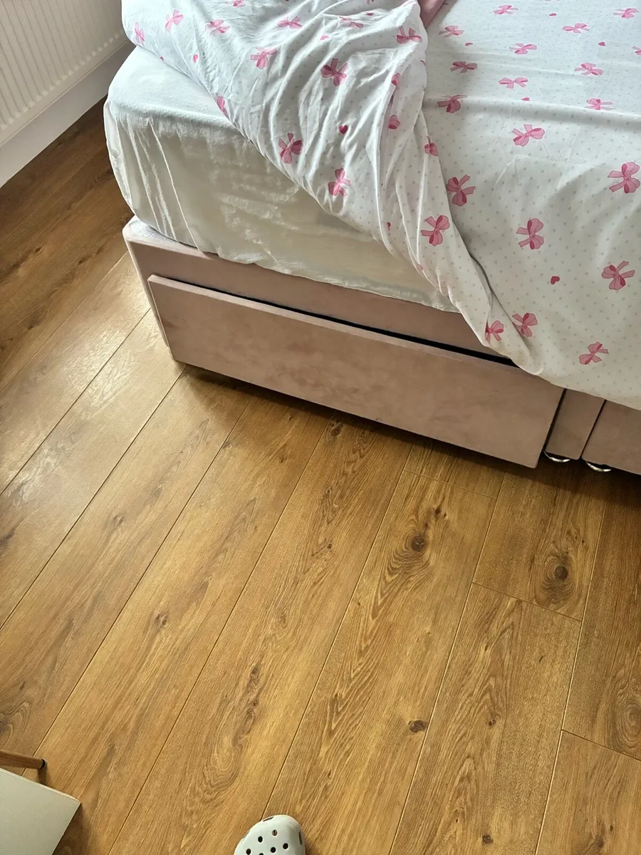 Double Bed 4ft & Headboard with 2 Drawers in Pink - Image 3