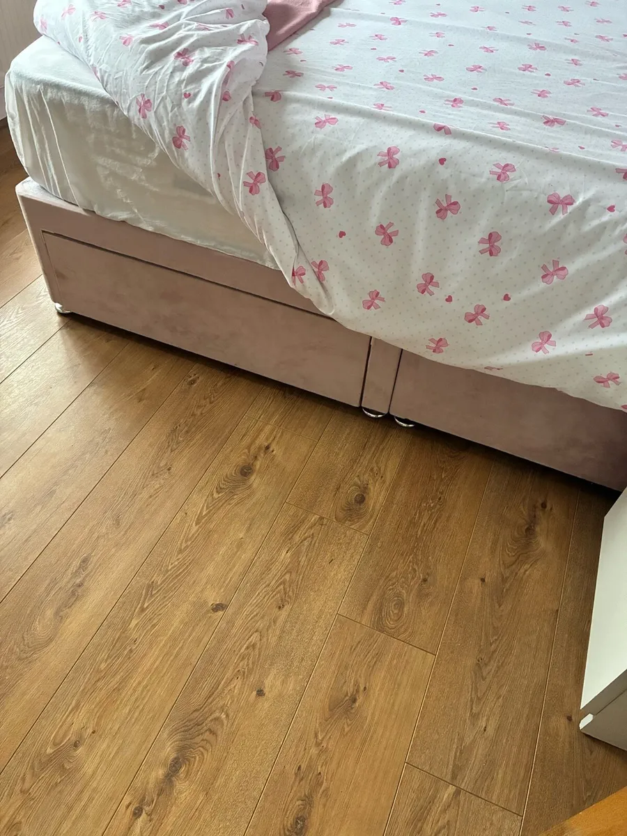 Double Bed 4ft & Headboard with 2 Drawers in Pink - Image 4