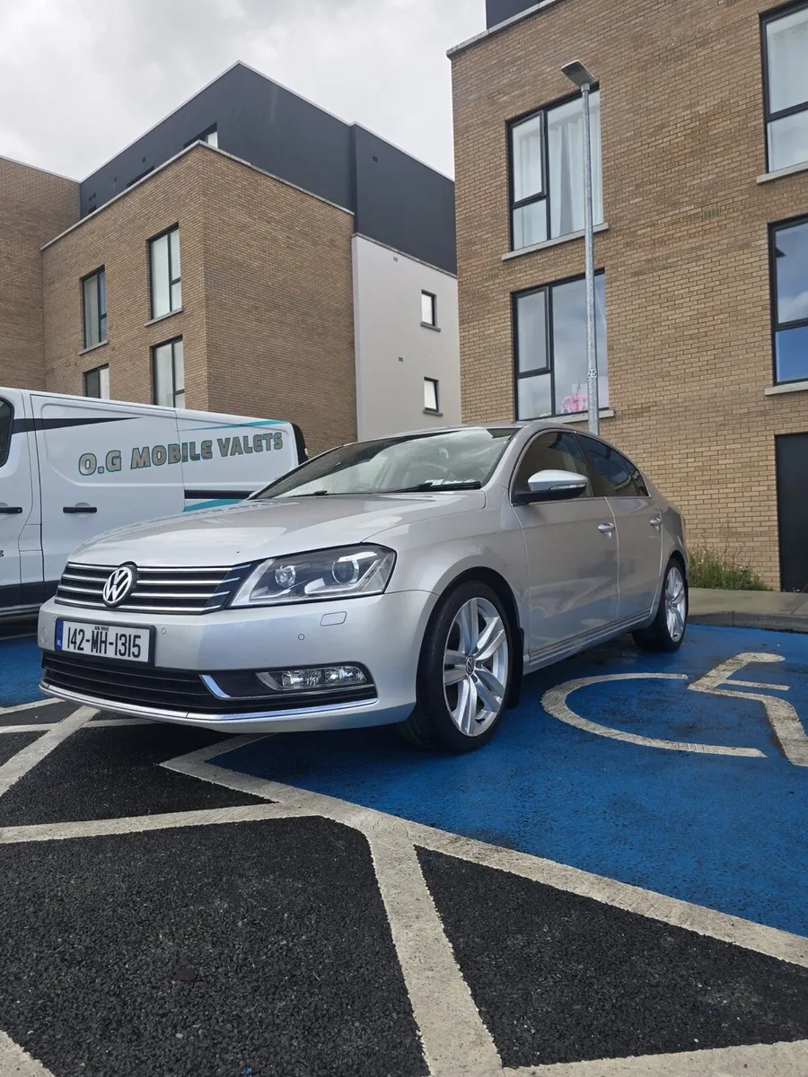 142 VW Passat Executive Style 2.0TDI - Image 4