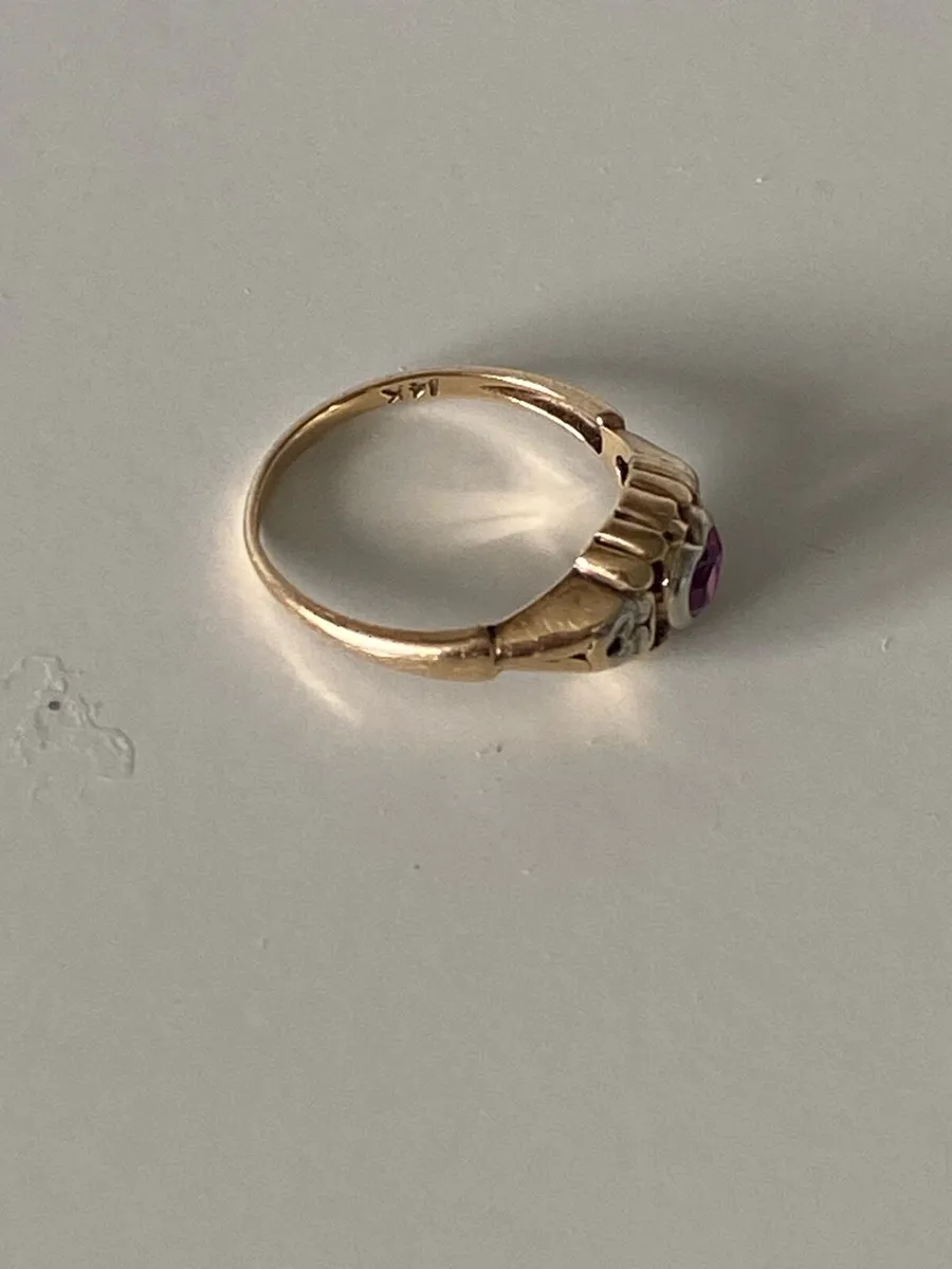 Engagement ring -  18k Ruby heart gold ring - Image 2