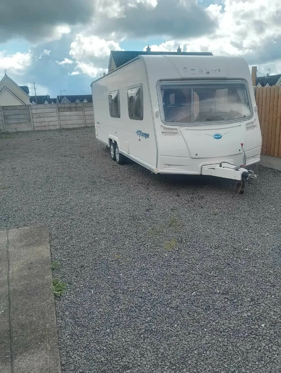 Bailey ranger 2008 6 berth fixed bed - Image 1