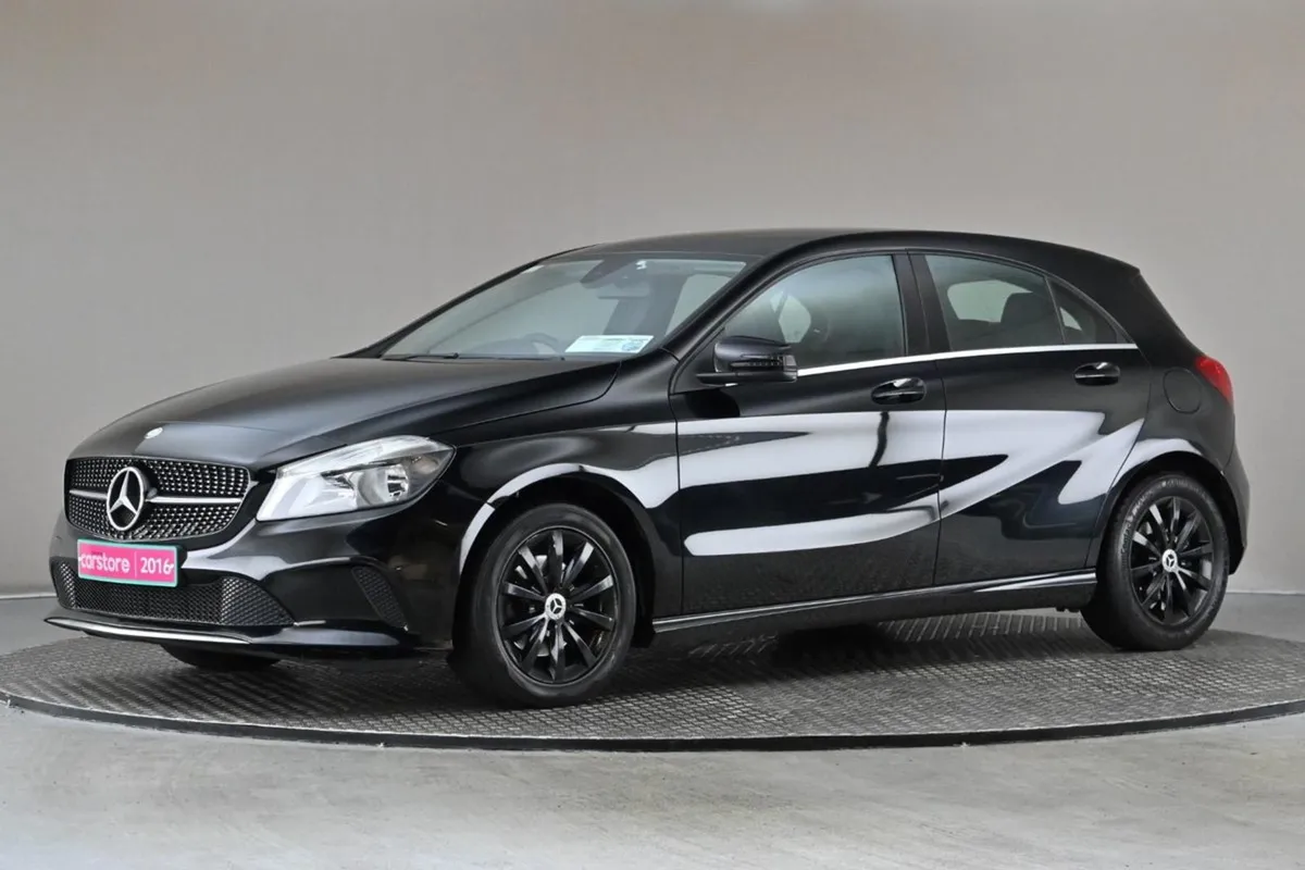 Mercedes-Benz A-Class A180 Style  half Leather sp - Image 4