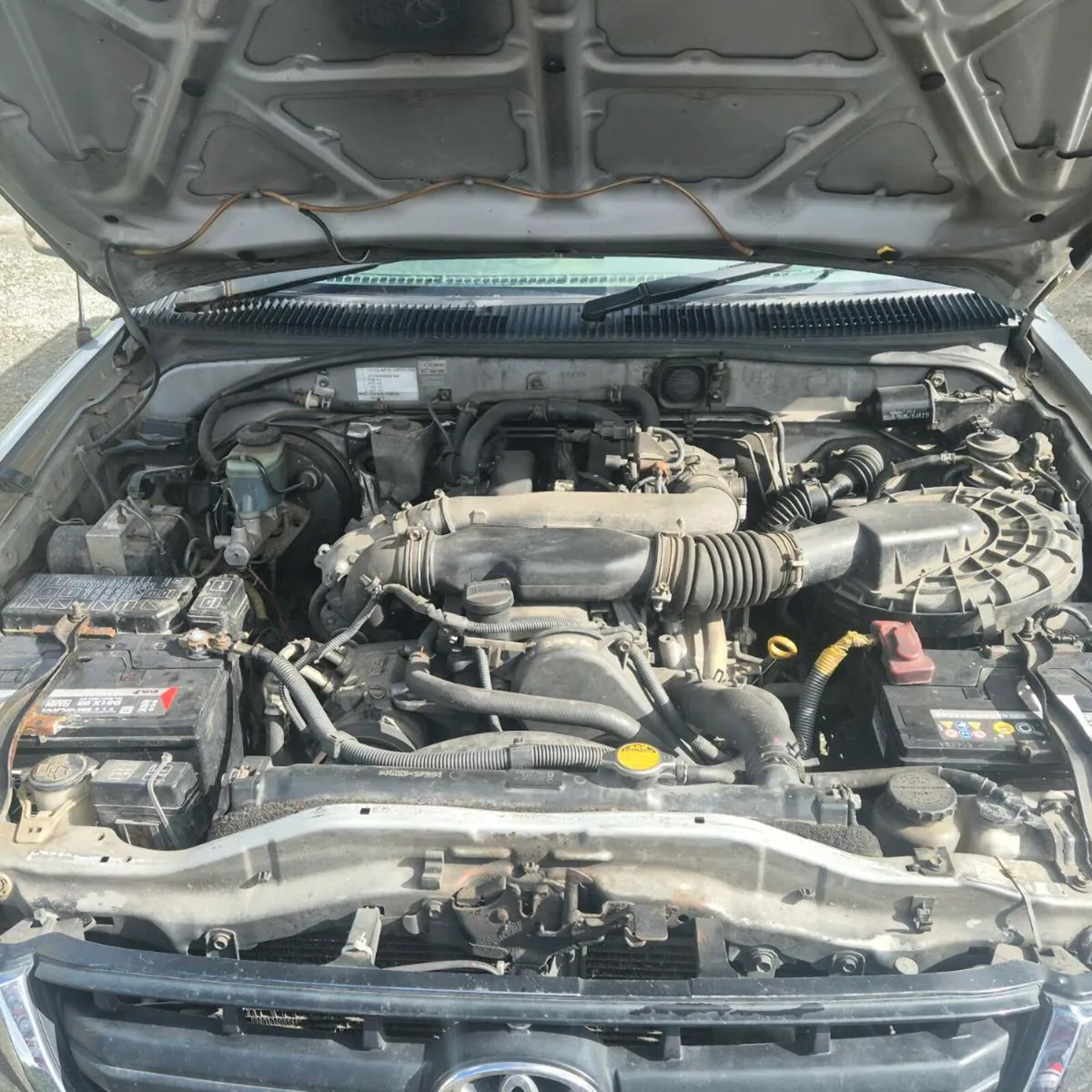 Toyota hilux - Image 3