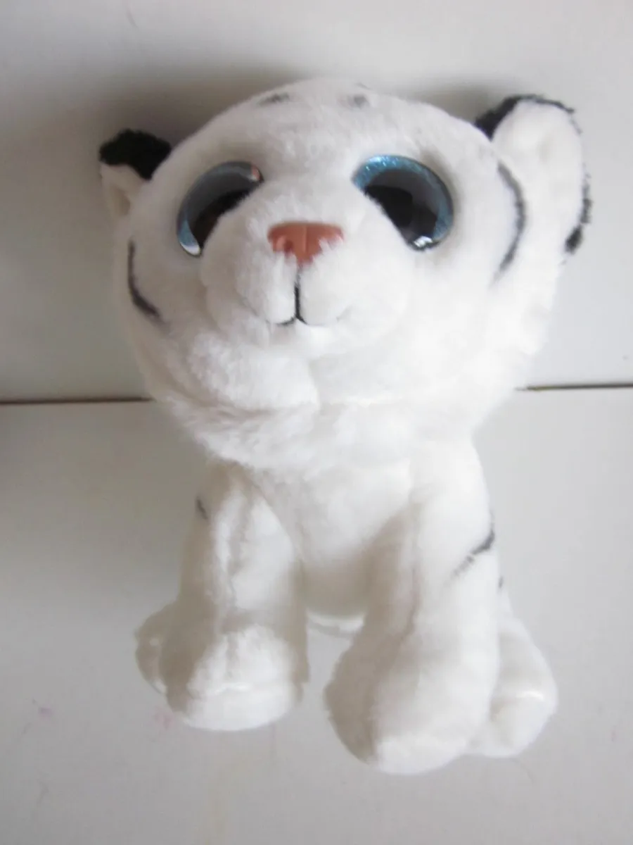 Ty Classic Tundra The Tiger White/Black Plush 12" - Image 4