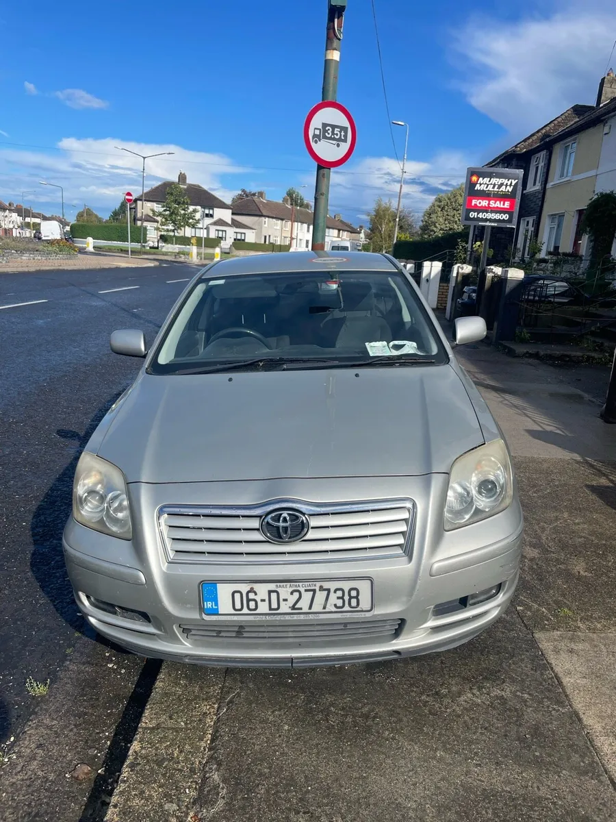 Toyota Avensis - Image 4