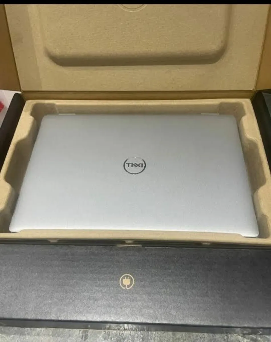 Brand new dell laptop 5550 ultra - Image 1