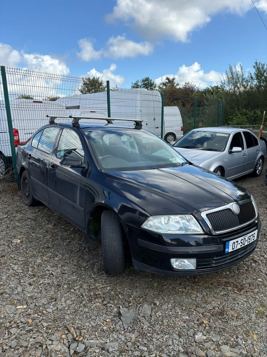 2007 petrol Octavia - Image 1