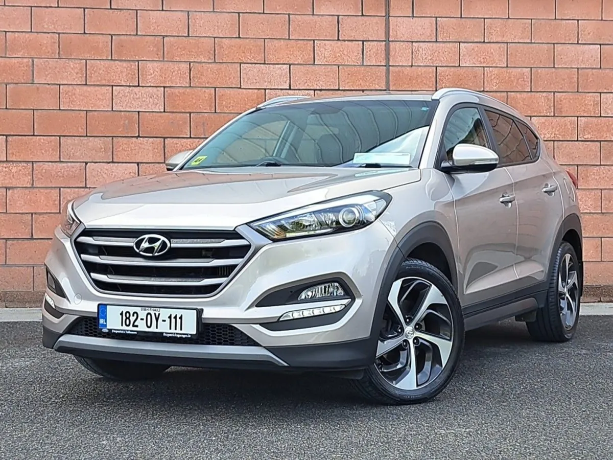 Hyundai Tucson 4 Wheel Drive Executive SE Model 2 - Image 3