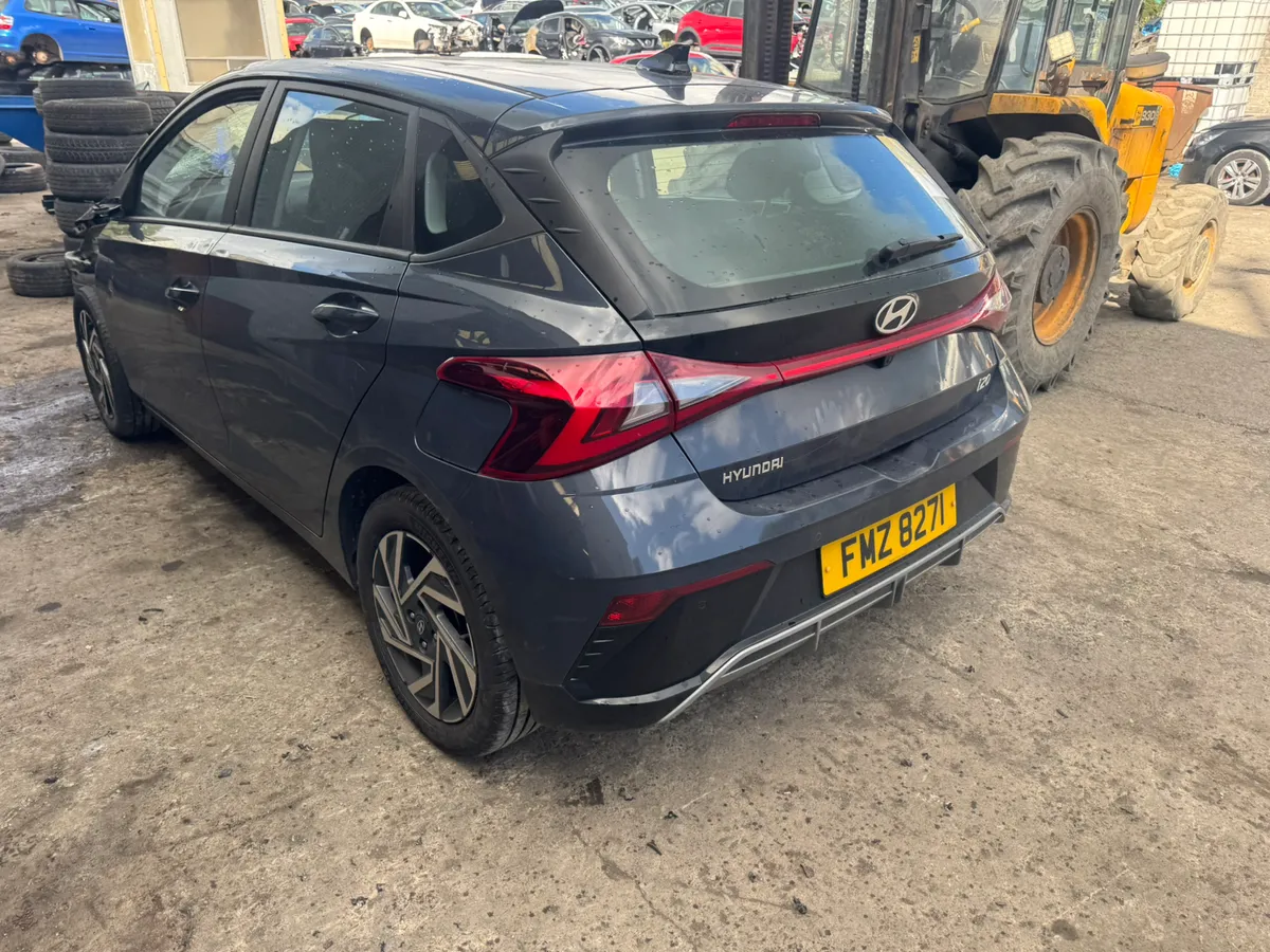 Breaking 2014 Peugeot 308 1.6 HDI - Image 4