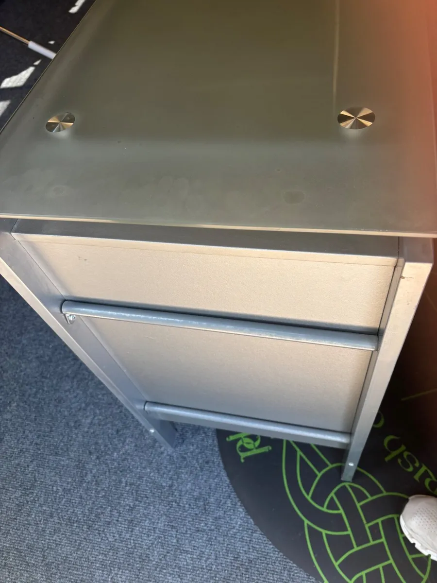 Cupboard - Image 2