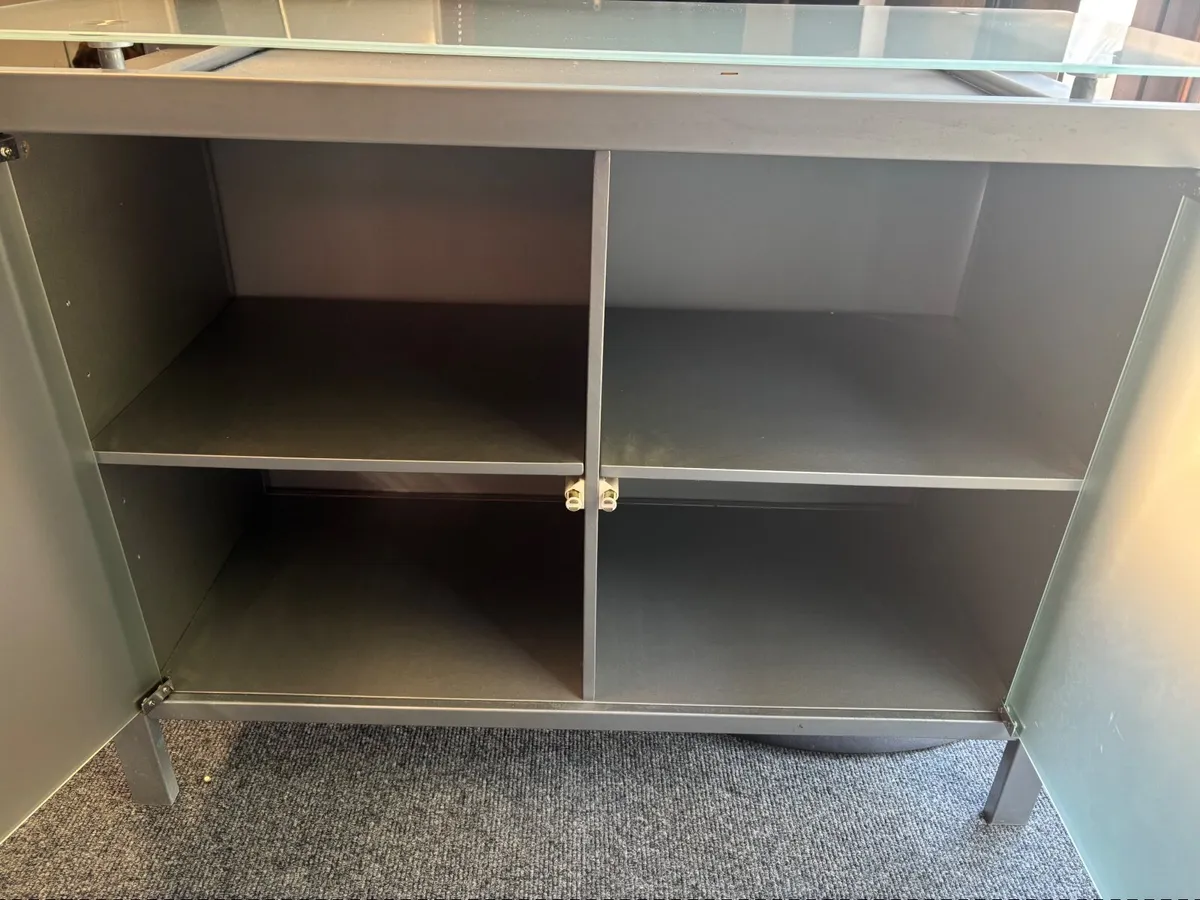Cupboard - Image 3