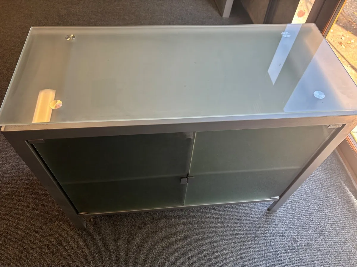 Cupboard - Image 4
