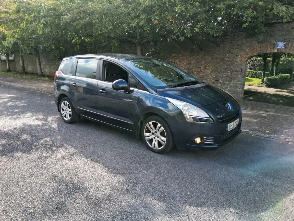 2012 Peugeot 5008 7 Seater taxed and nct'd - Image 1