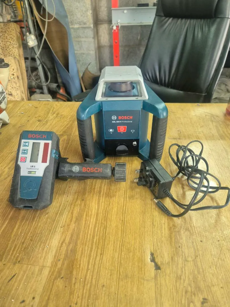 Bosch grl400h professional rotary laser level - Image 1