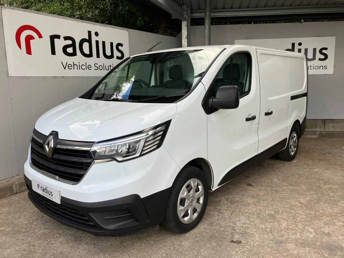 Renault Trafic 2022 - Image 1