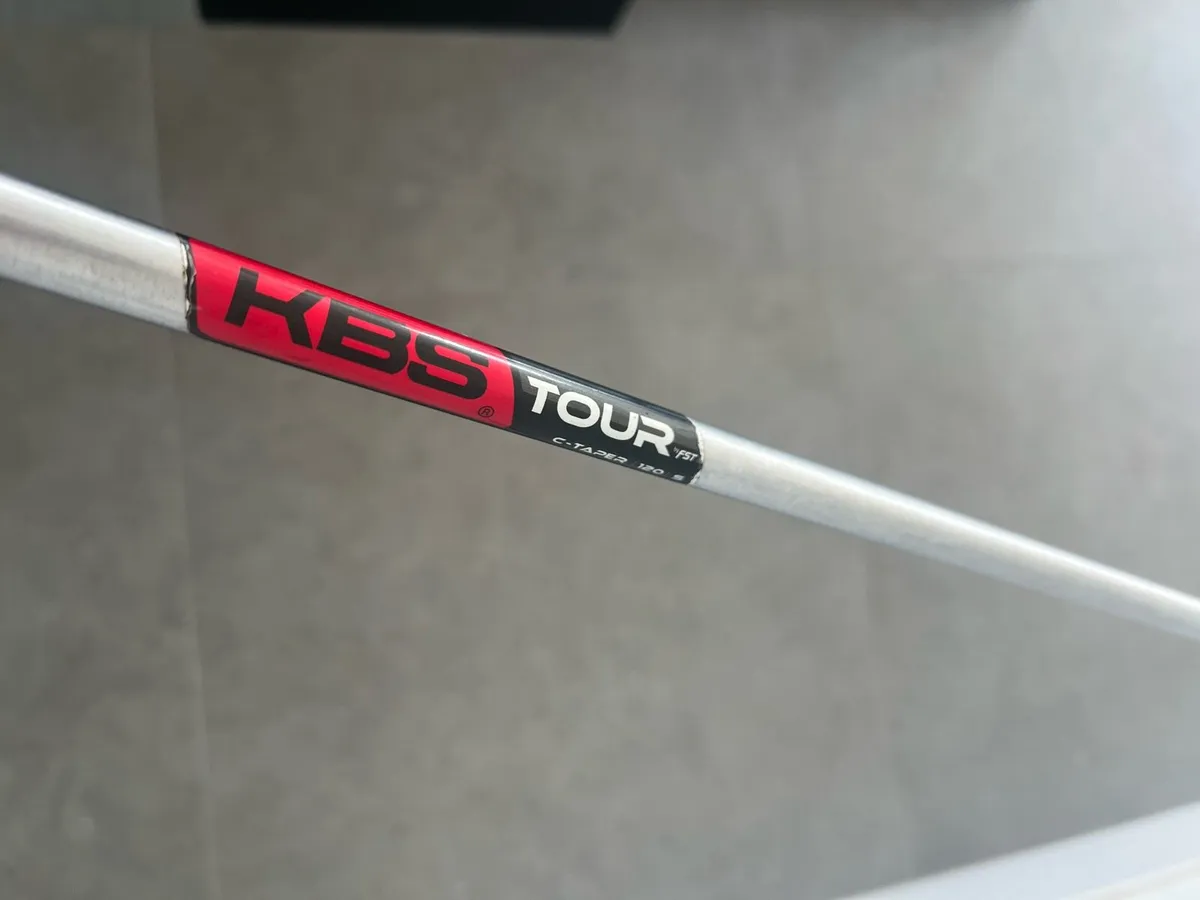Titleist 2 Iron - Image 4