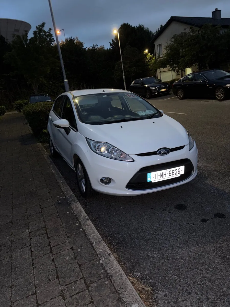 Ford Fiesta 2011 - Image 1