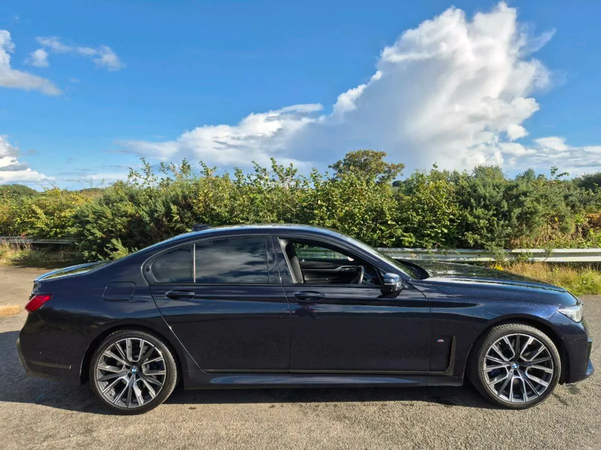 2020'BMW 730D M SPORT - Image 2