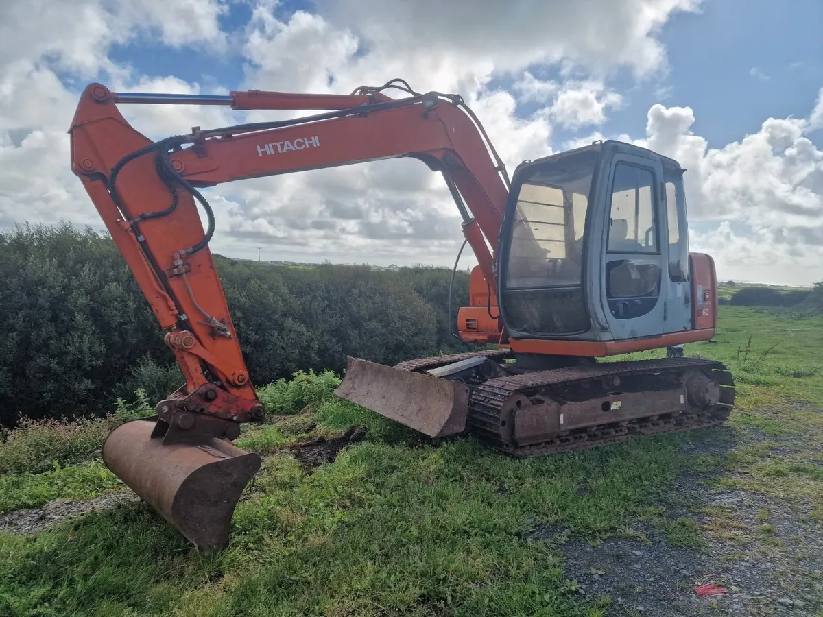 Hitachi 60/5  for sale - Image 3