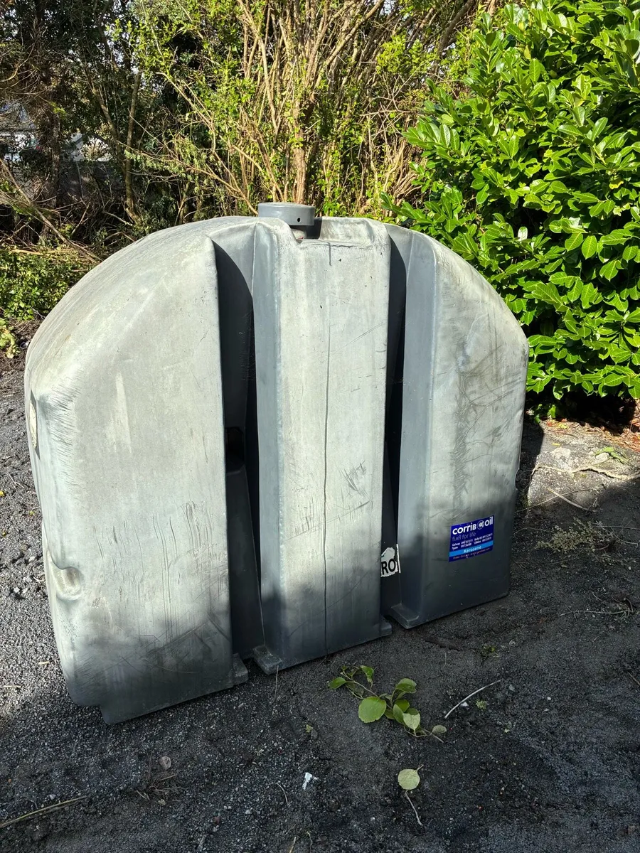 Oil tank - Image 2