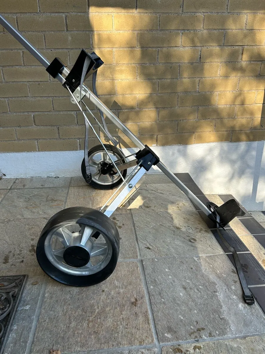 Golf Trolley ( Push) McGregor brand - Image 2