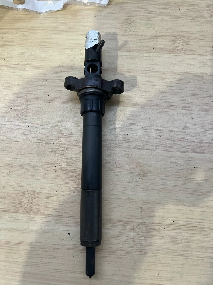 Peugeot boxer injector - Image 1