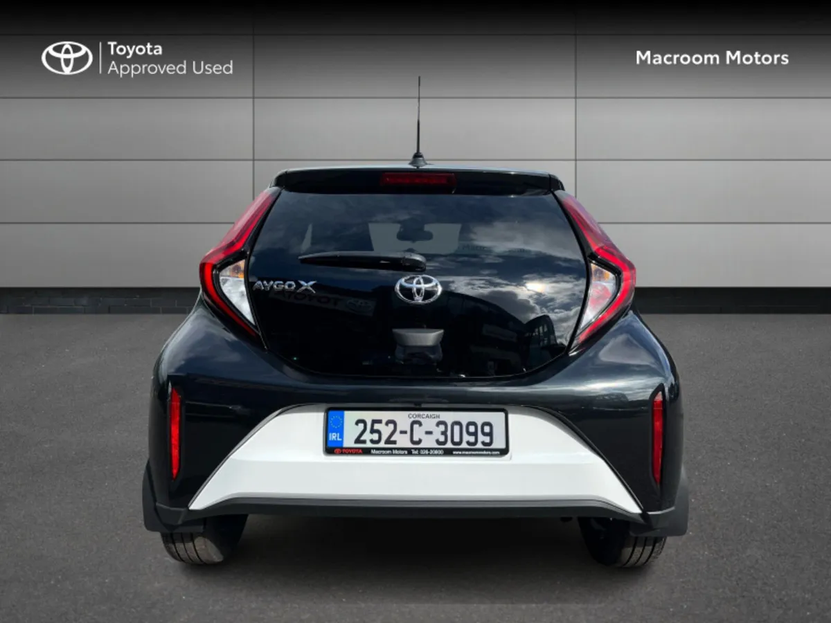 Toyota Aygo X 1.0 - Image 4