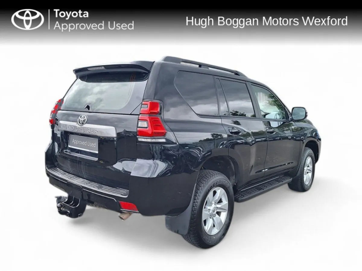 Toyota Land Cruiser LEATHER INTERIOR - LOW MILEAGE - Image 2