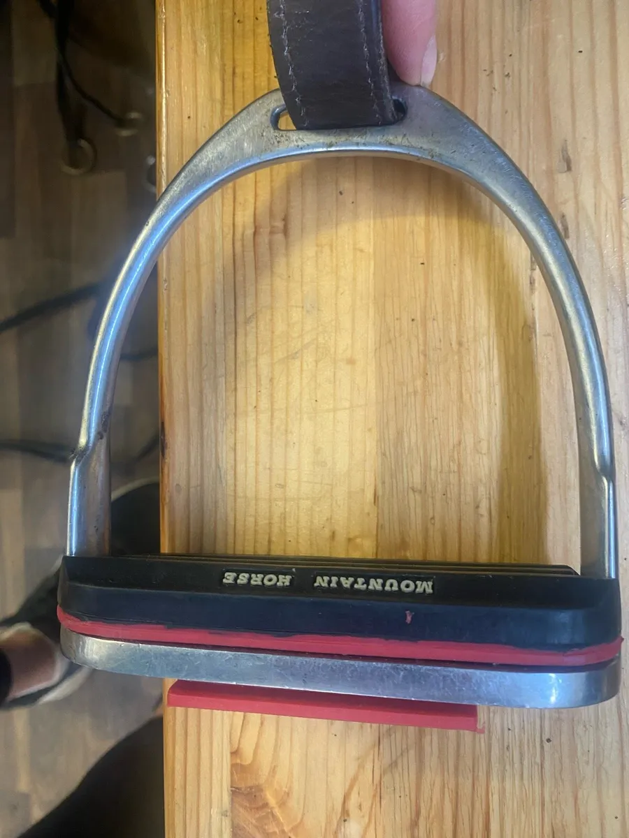 Mountain horse stirrups - Image 2