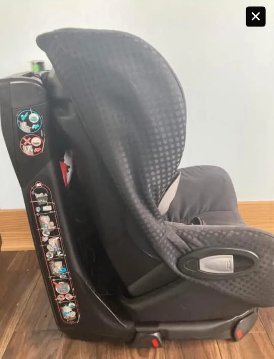 Maxi Cosi  Axis Car seat - Image 2