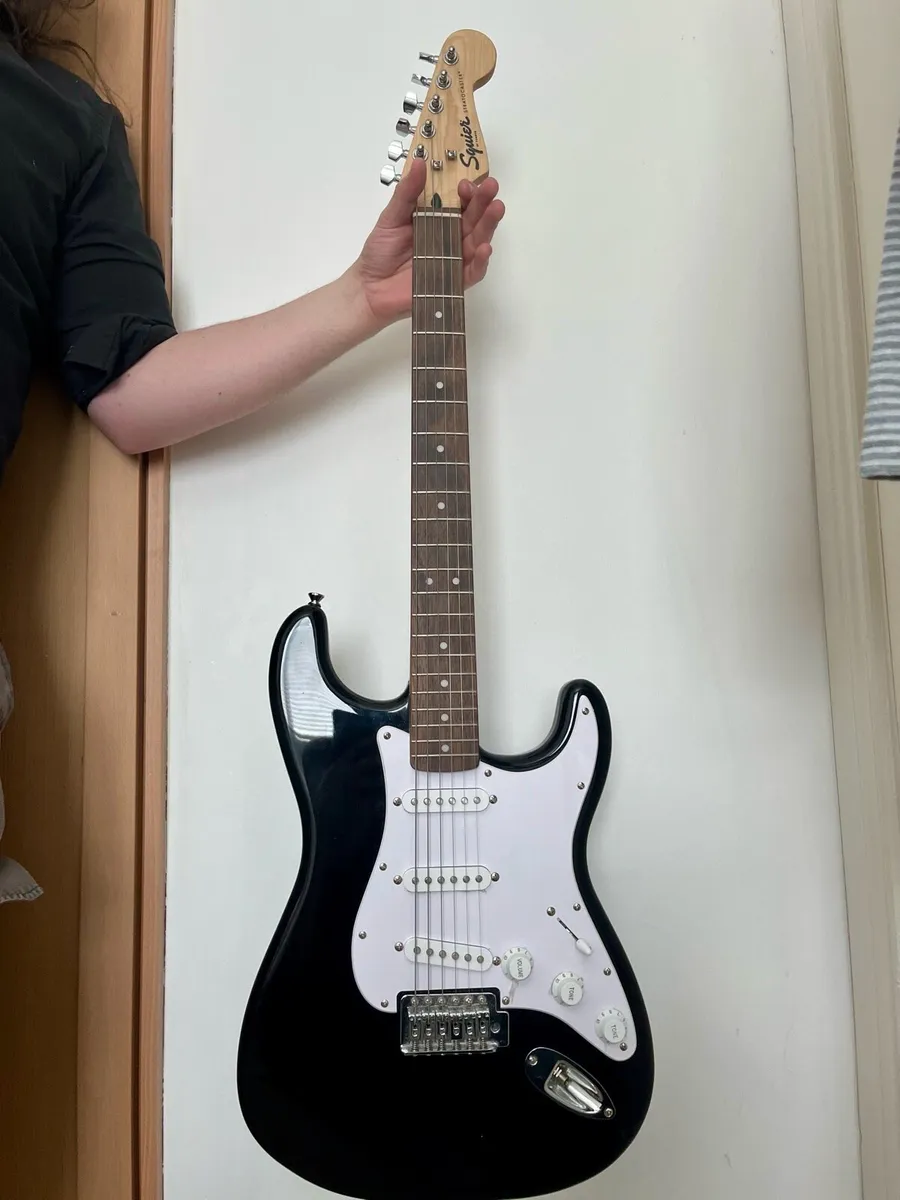 Fender Squier Stratocaster 50s Style Reissue - Image 1