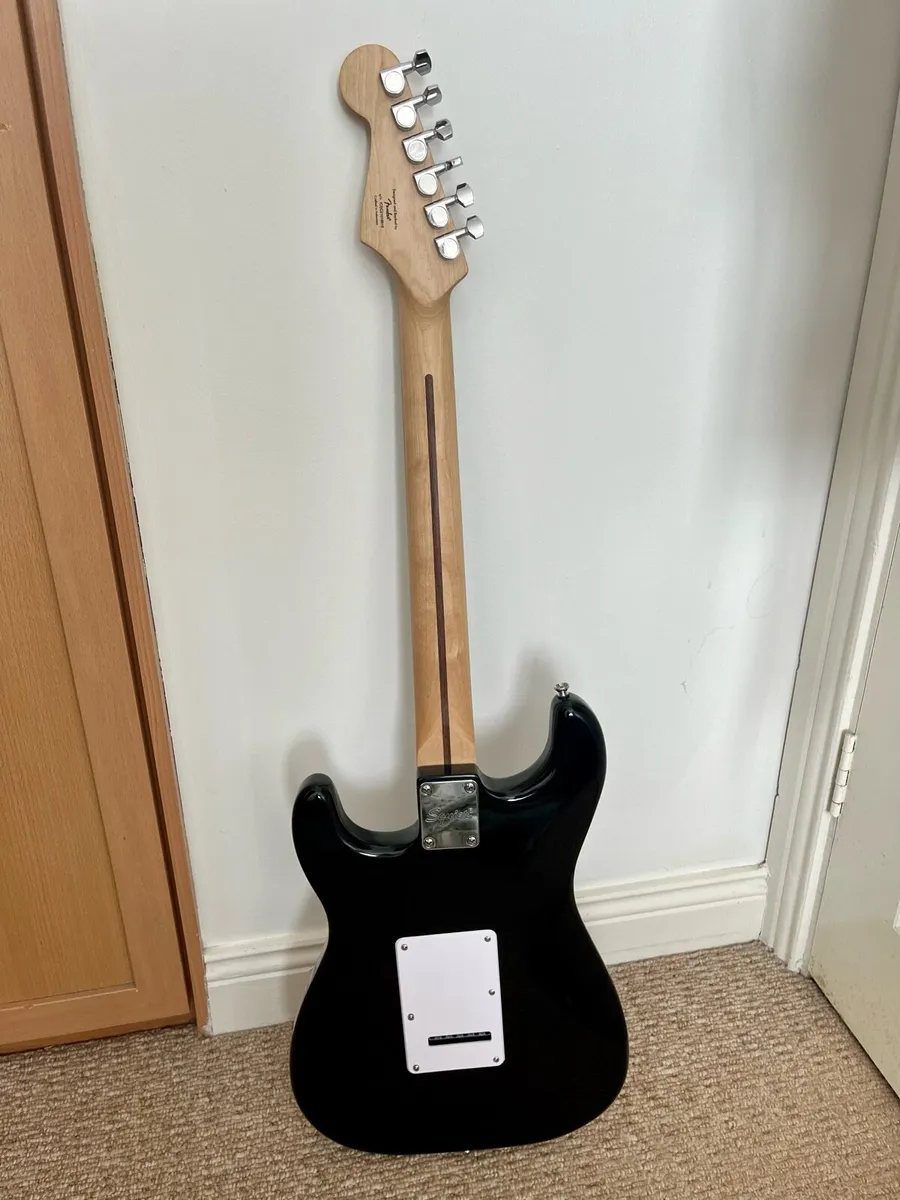 Fender Squier Stratocaster 50s Style Reissue - Image 3