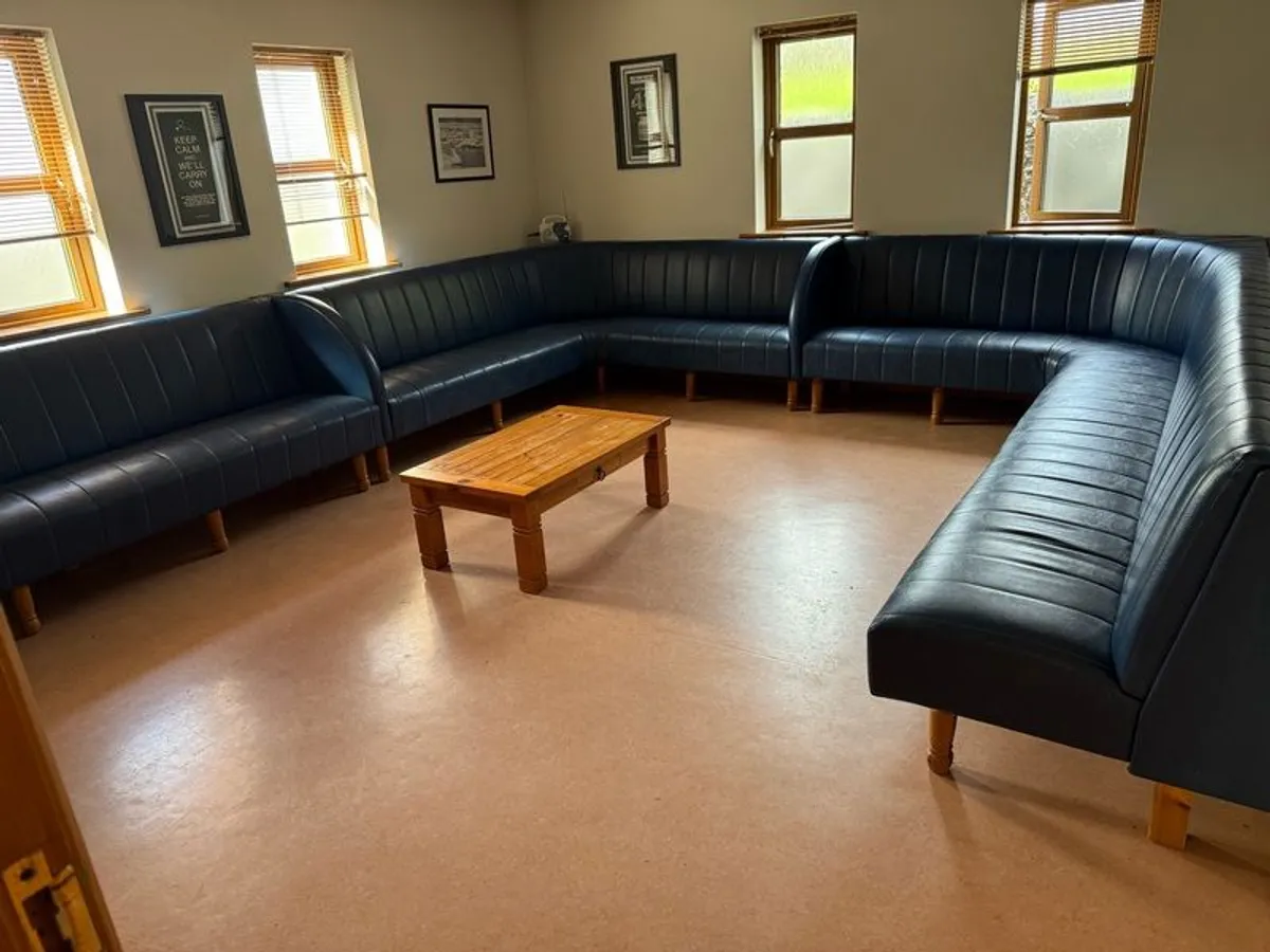 sofa - Image 1