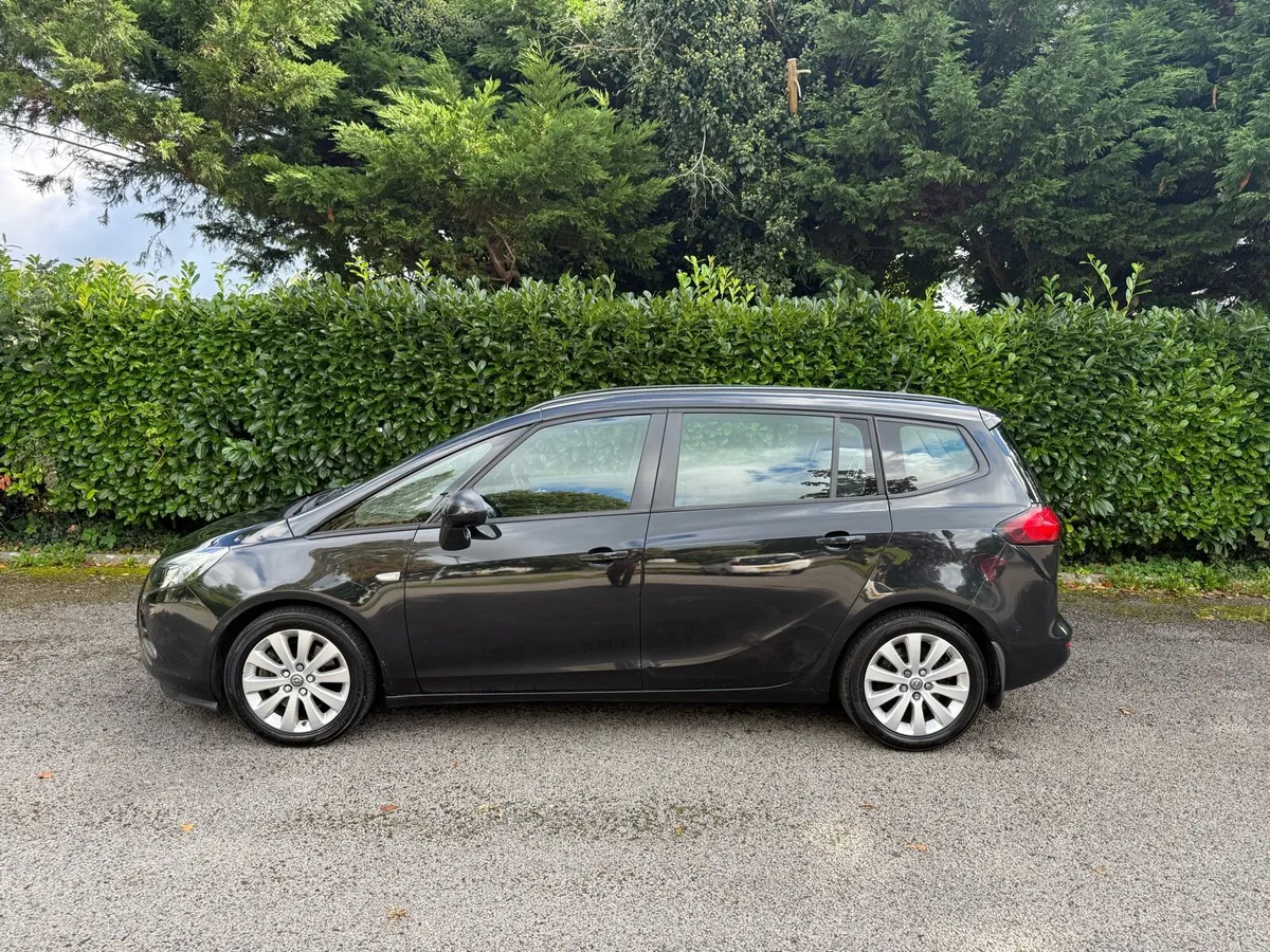 Opel Zafira 2ld PRICE 5999!SWIVEL PASSENGER SEAT - Image 3