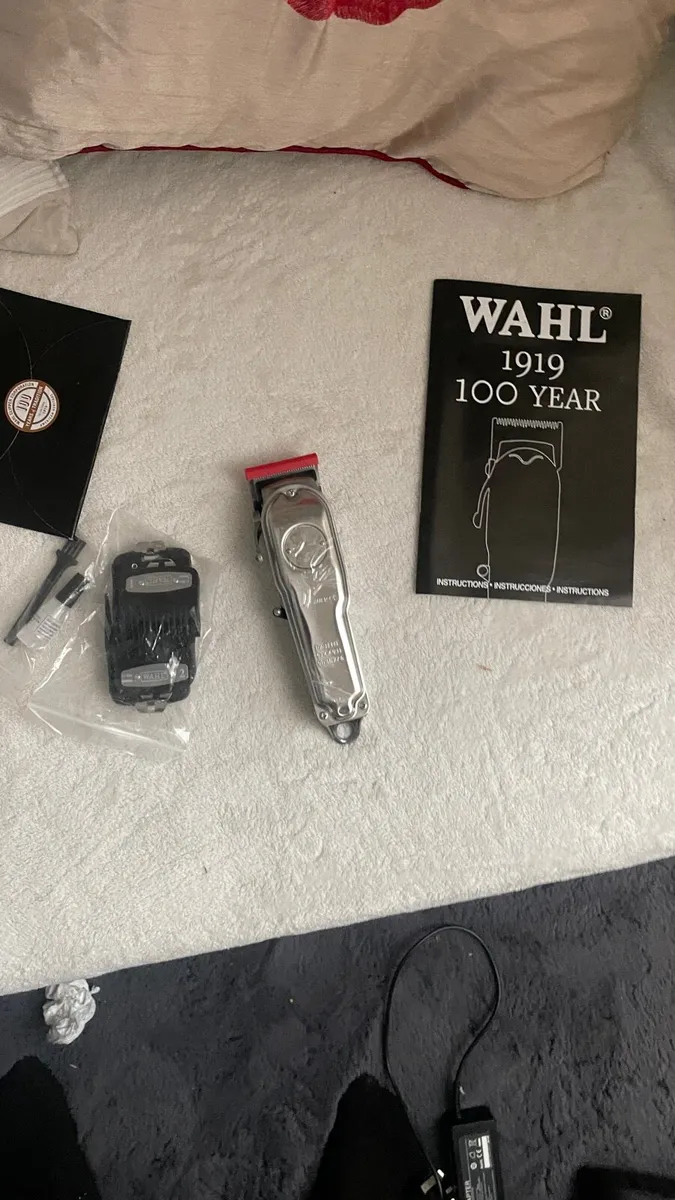 Wahl clipper like new - Image 4