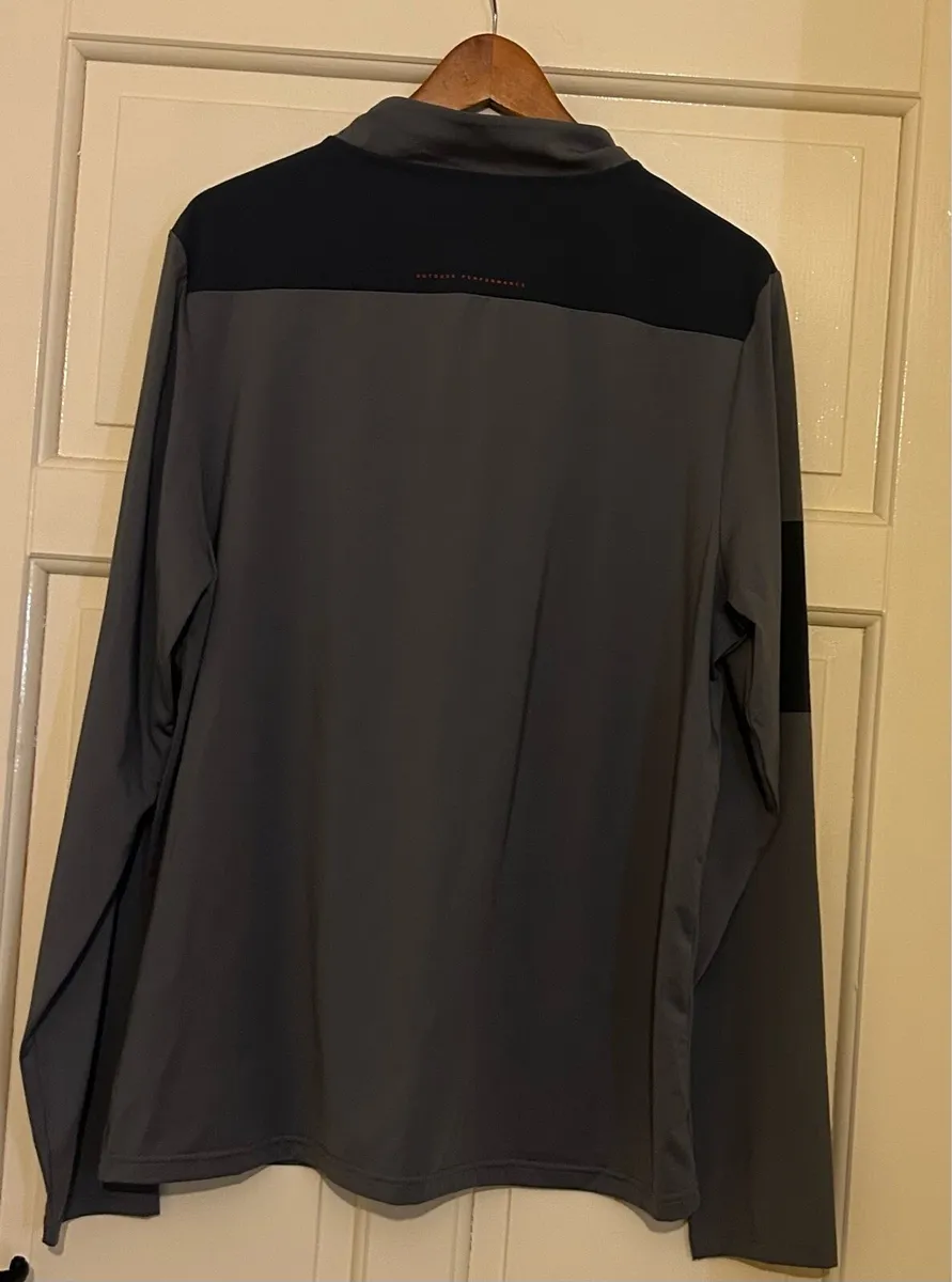 Men’s Technicals top - Image 4