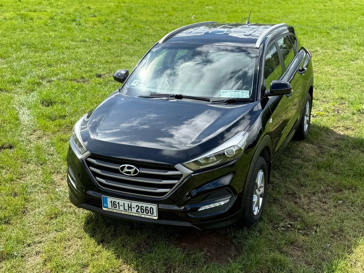 2016 Hyundai Tuscon comfort €10750 - Image 1