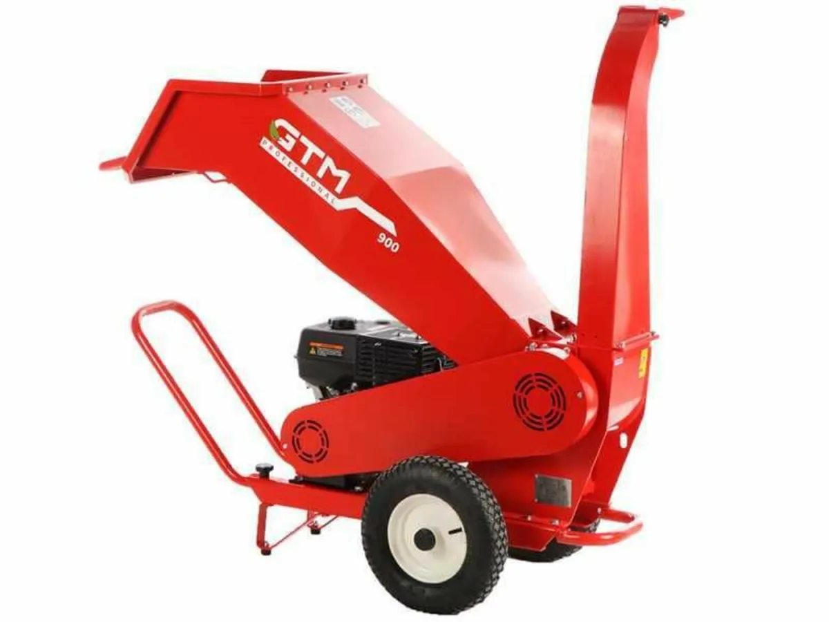 GTM Professional GTS900G Petrol Wood Chipper - Image 3