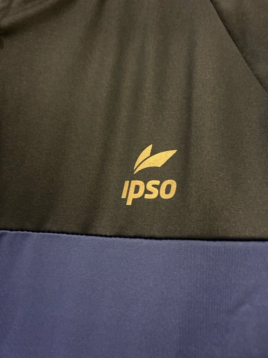 Sports wear top - Image 3