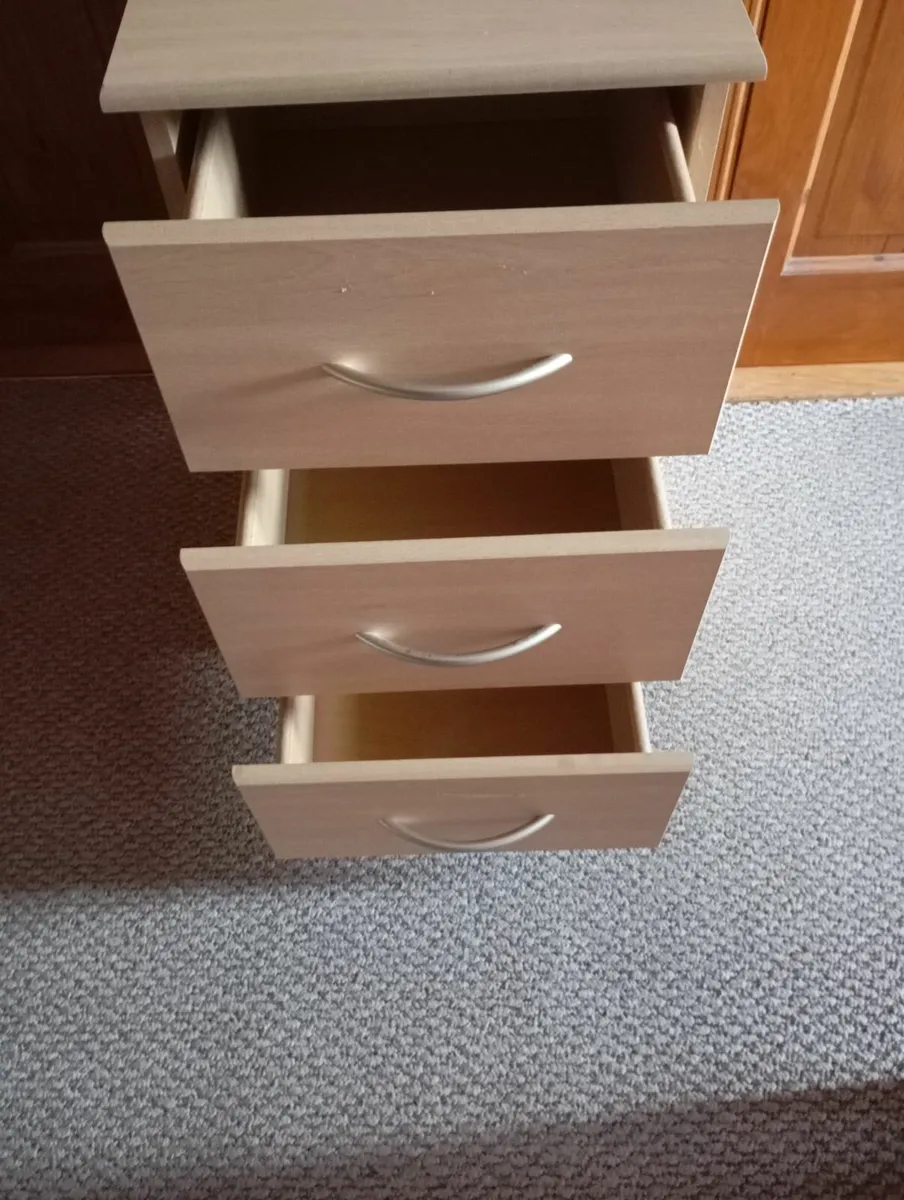 Bedside locker - Image 2