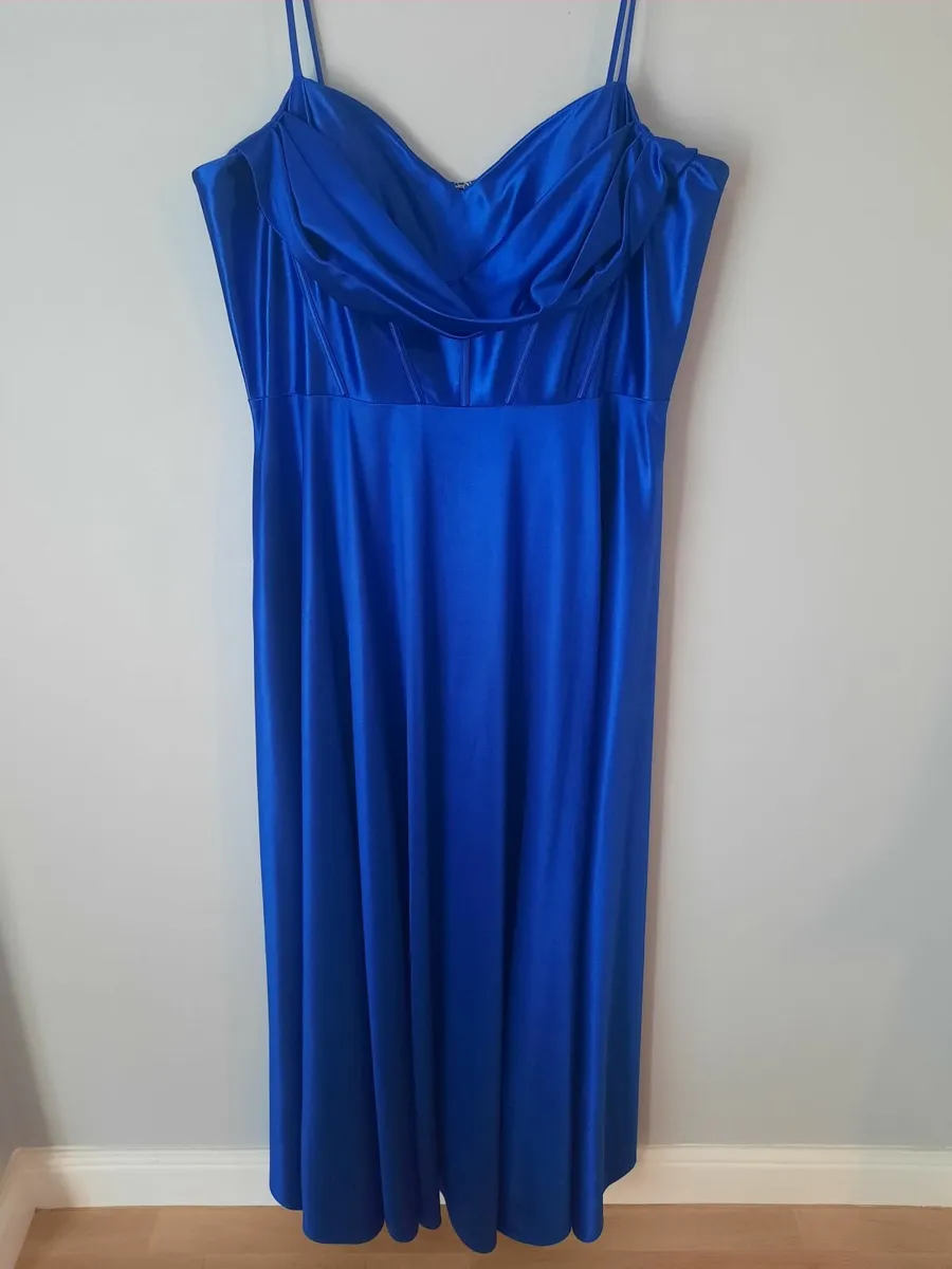 Debs Dress/Ball Dress - Image 4