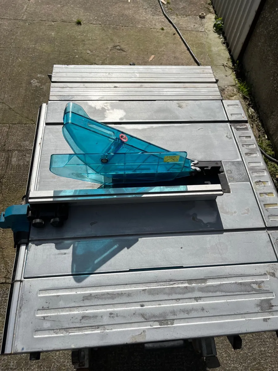 Table Saw - Image 2