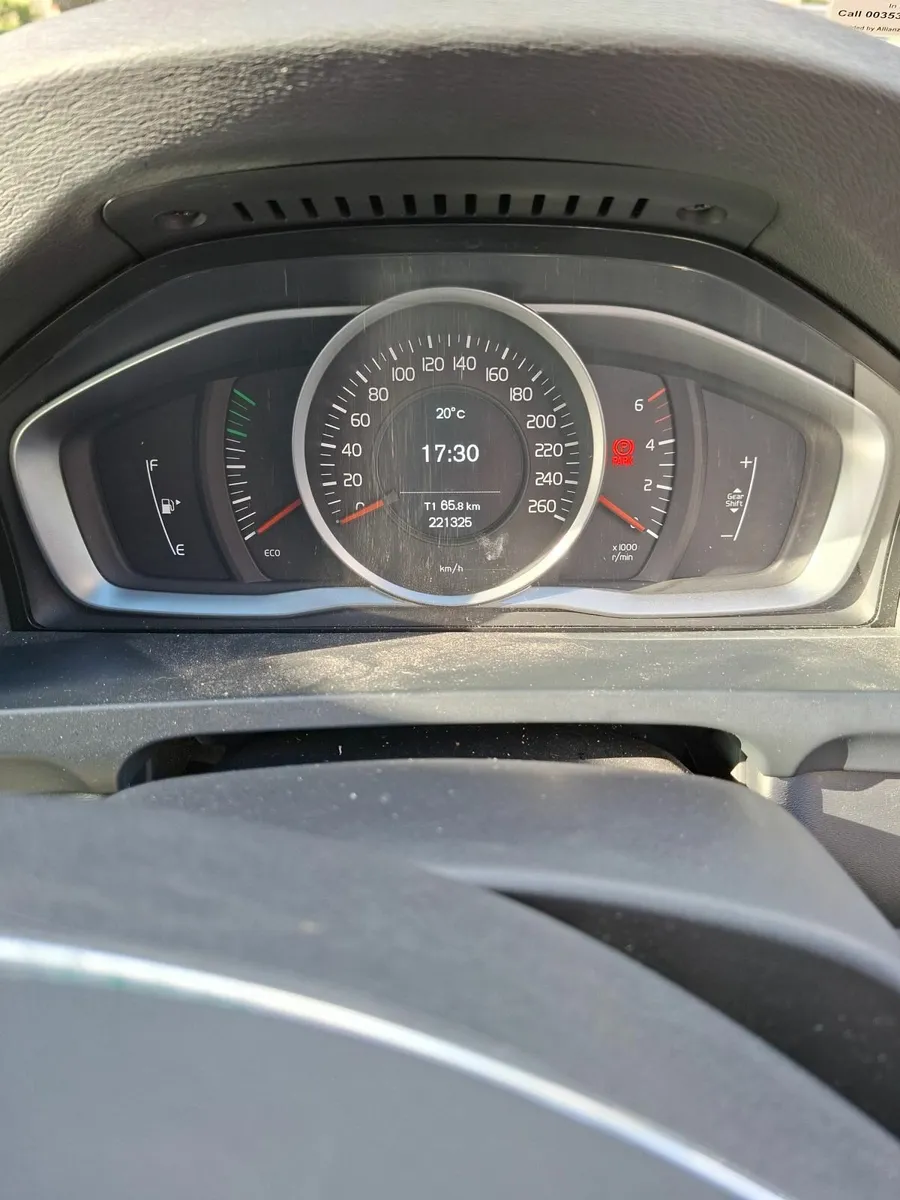 Volvo S60 2014 - Image 4
