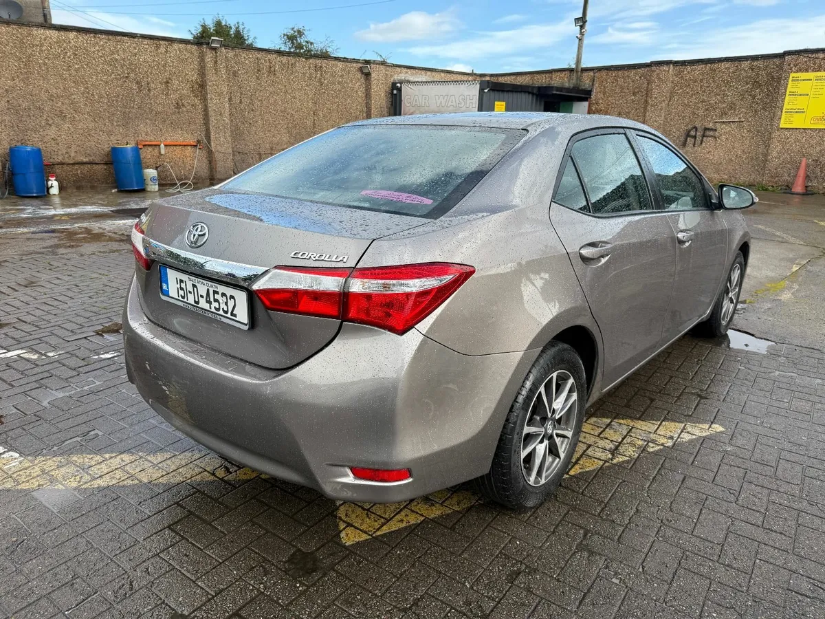 Toyota Corolla 2015 1.3 petrol - Image 3